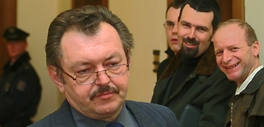 Jan Snášel u soudu v roce 2004.