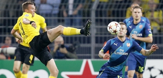 Arsenal se doma chystá na odvetu proti Dortmundu.