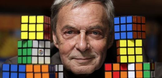 Maďarský architekt, designér a "otec vynálezce" Ernö Rubik.