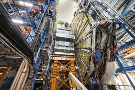 Urychlovač v CERN.