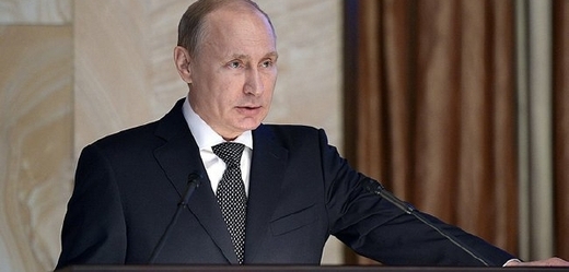 Putin hovoří ve FSB k bývalým kolegům-agentům.