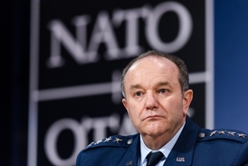 Vrchní velitel spojeneckých sil NATO v Evropě Philip Breedlove.