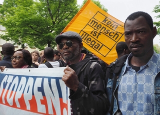 Protest žadatelů o azyl v Berlíně.