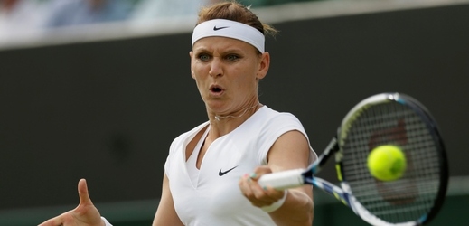 Lucie Šafářová postoupila do osmifinále Wimbledonu. Stejně jako v prvním kole ale musela zvládnout dramatický zápas.