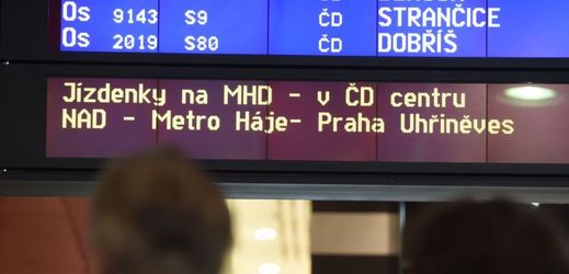 Trasa mezi hlavním nádražím a Uhříněvsí je pozastavena. Cestující musí využít náhradní autobusovou dopravu.