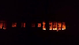 Nemocnice v Kunduzu v plamenech.