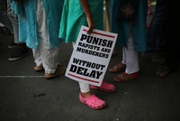 Sexuální násilní je v Indii velký problém, v posledních letech se o něm začíná otevřeně mluvit (ilustrační foto).