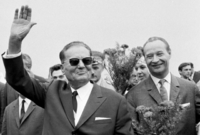 Tito (vlevo) a Dubček na archivním snímku.